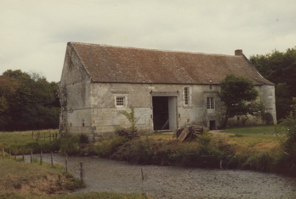 Manoir du Plessis : Façade ouest, vue générale