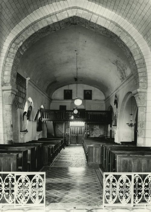 Eglise Saint-Pierre et Saint-Paul : Nef, vue générale