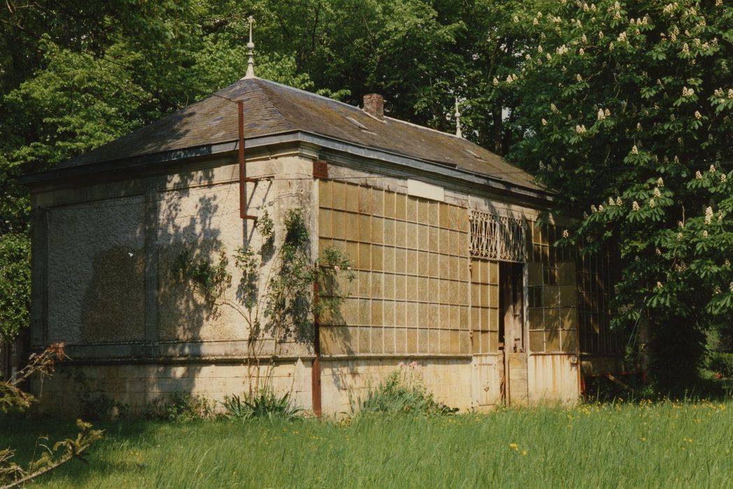 Château d'Apremont : Orangerie, vue générale