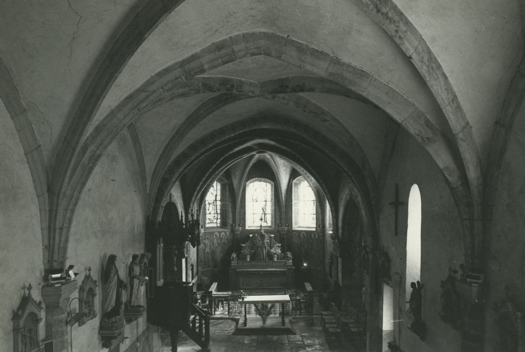 Eglise Saint-Hilaire : Choeur, vue gnérale