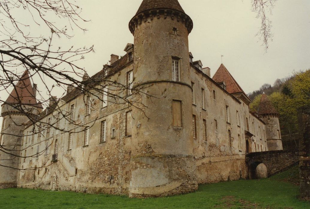 Château : Ensemble sud-ouest, vue générale