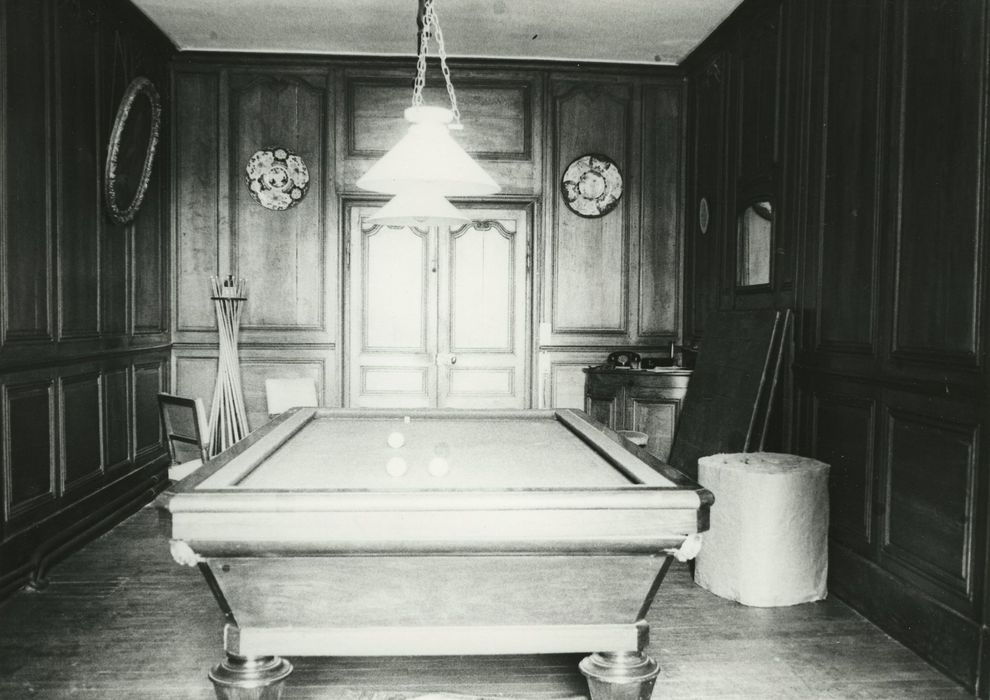 Château de Dumphlun : Salle de billard, lambris de revêtement