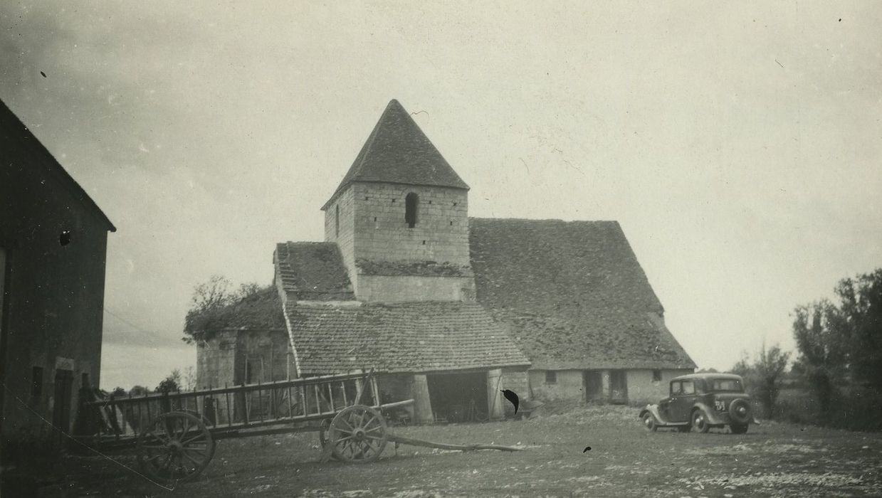 Eglise de Jaugenay (ancienne) : Façade latérale nord, vue générale