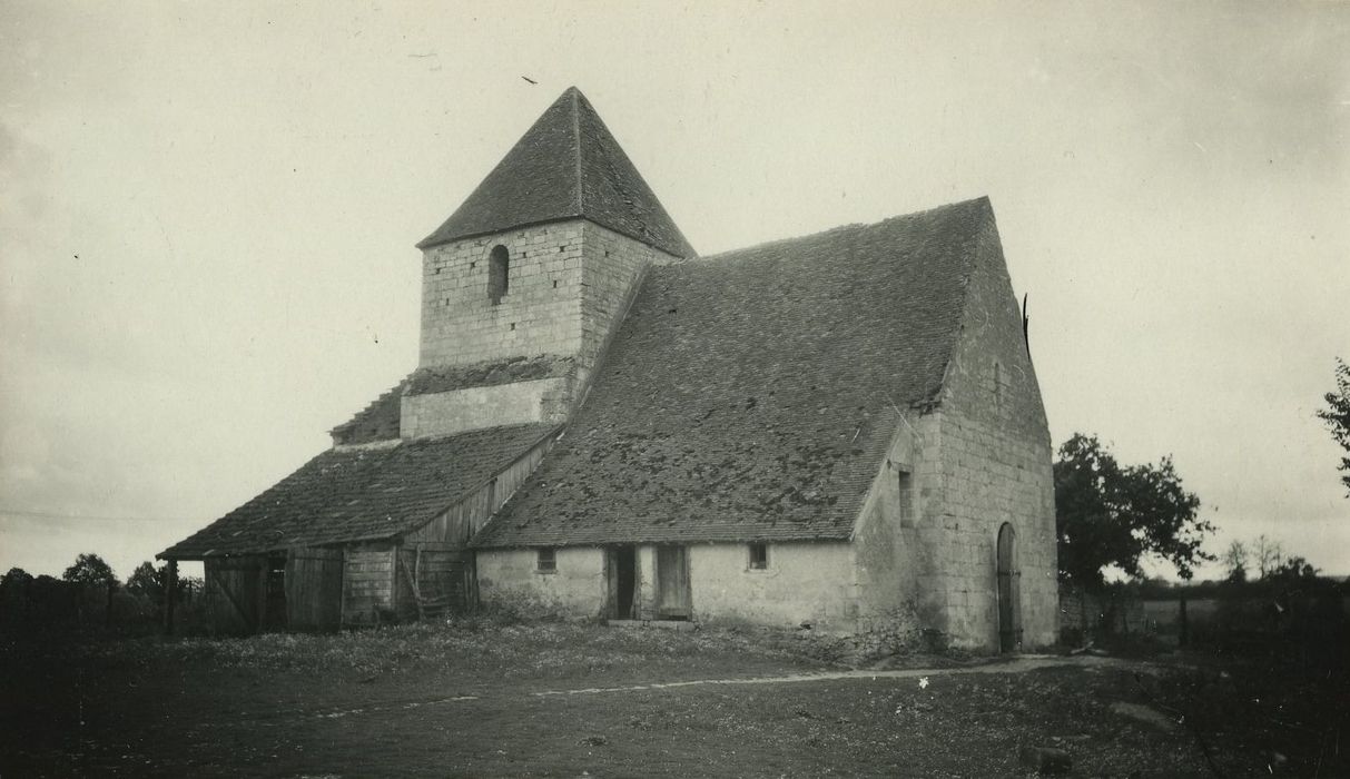 Eglise de Jaugenay (ancienne) : Façade latérale nord, vue générale