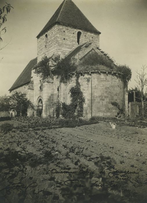 Eglise de Jaugenay (ancienne) : Chevet, vue générale