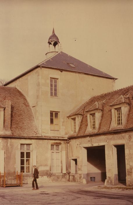 Anciennes Papeteries de Villette : Pavillon nord-est, vue générale