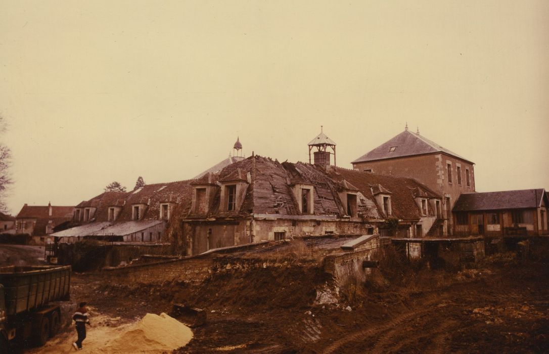 Anciennes Papeteries de Villette : Ensemble des bâtiments depuis le Nord-Ouest, vue générale