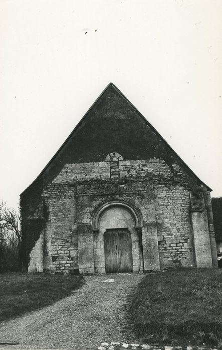 Eglise Saint-Martin-du-Pré (ancienne) : Façade occidentale, vue générale