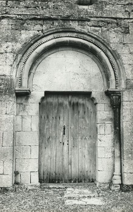 Eglise Saint-Martin-du-Pré (ancienne) : Portail occidental, vue générale