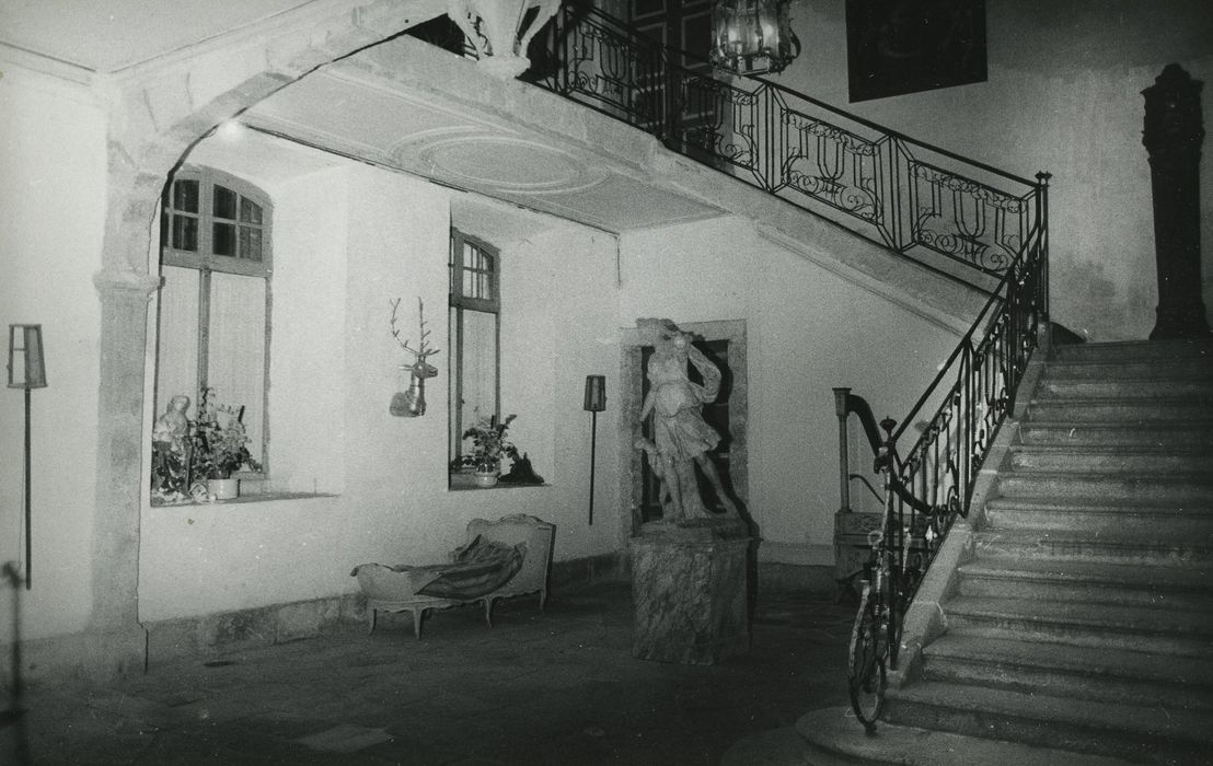 Hôtel Jerphanion-Cambacérès : Vestibule, vue générale