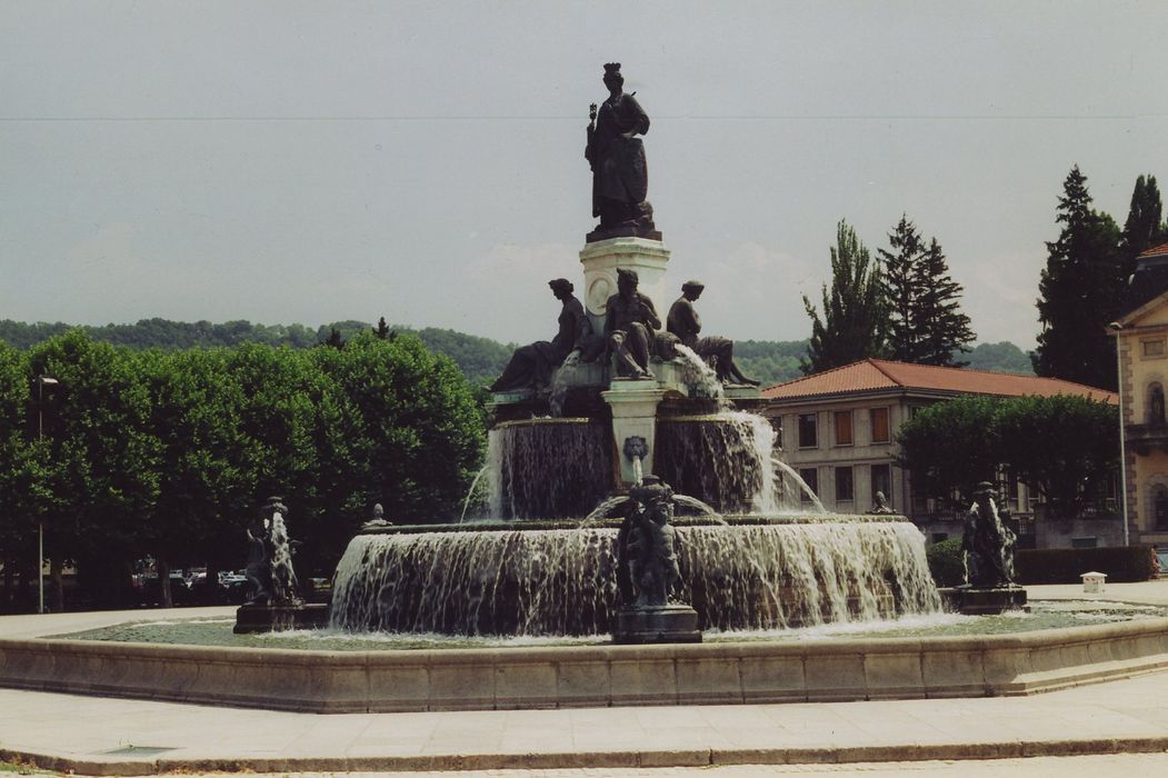 Fontaine Crozatier : Ensemble nord-ouest, vue générale