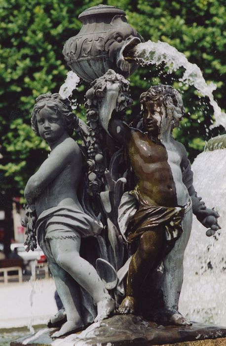 Fontaine Crozatier, détail