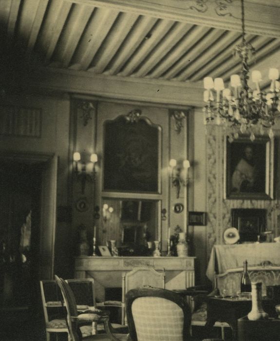 Hôtel de Chaumeils (ou hôtel Dulac de Fugères) : Salon, vue partielle