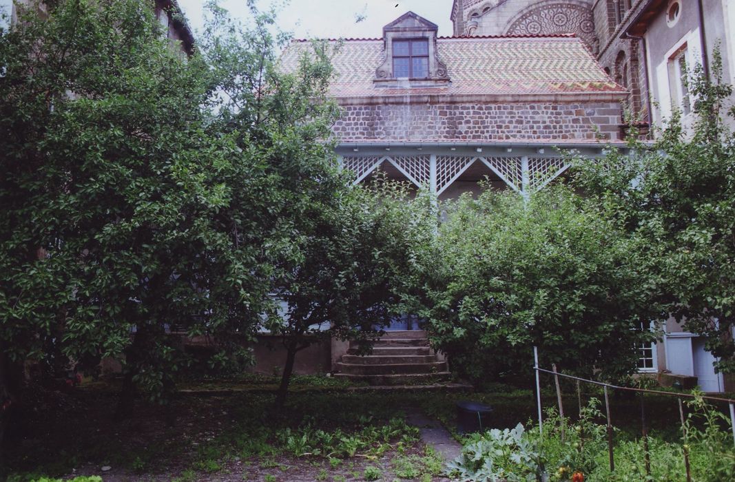 Manécanterie Notre-Dame (ancien Hôtel de Saint-Vidal) : Façade est sur jardin, vue partielle