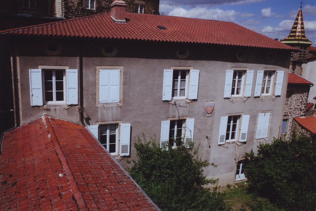 Manécanterie Notre-Dame (ancien Hôtel de Saint-Vidal) : Façade sud sur jardin, vue générale