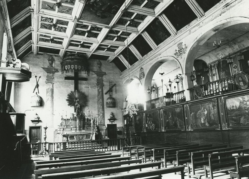 Chapelle des Pénitents Blancs : Nef, vue générale