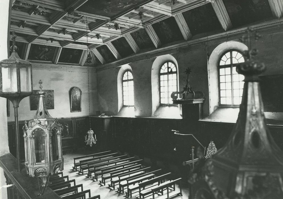 Chapelle des Pénitents Blancs : Nef, vue générale