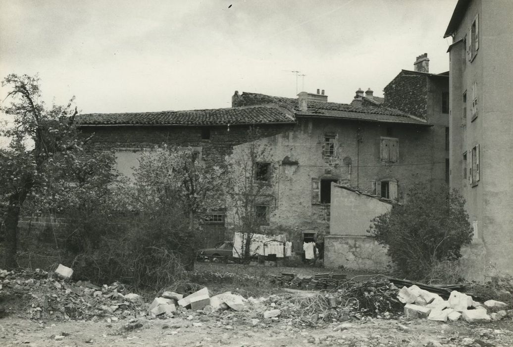 Parties subsistantes de l'ancienne commanderie Saint-Jean-de-Jérusalem : Ensemble sud, vue générale