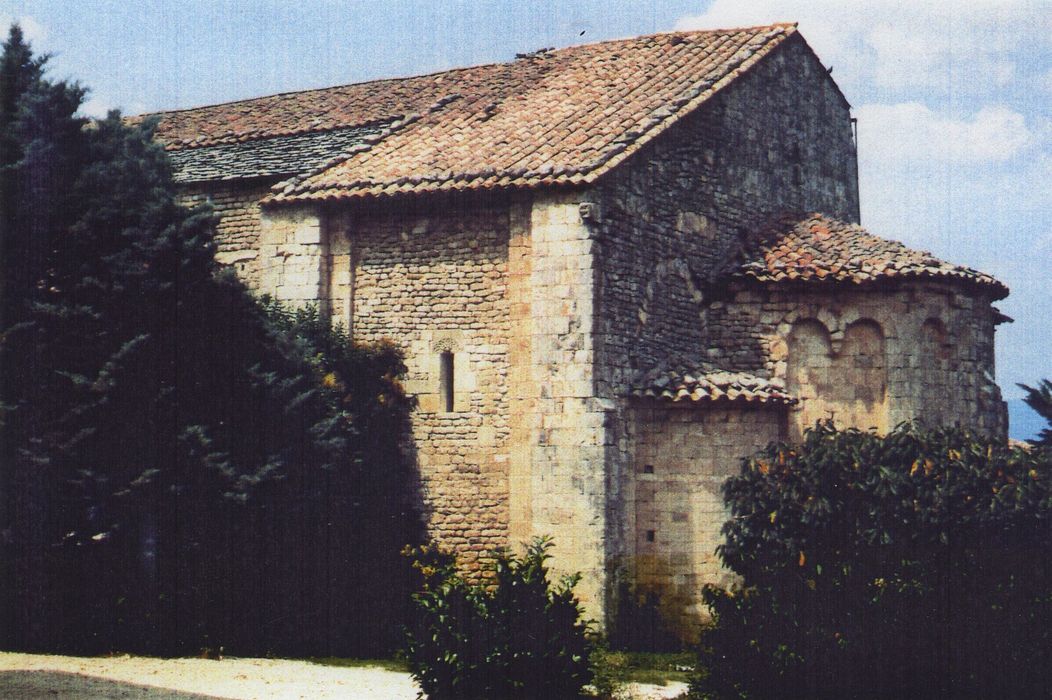 Ancienne abbaye Saint-Eusèbe : Ensemble sud-est, vue partielle