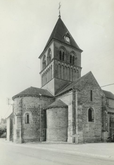 Eglise : Chevet, vue générale