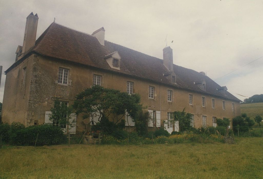 Ancienne abbaye de Bellevaux : Bâtiments monastiques, façade sud, vue générale