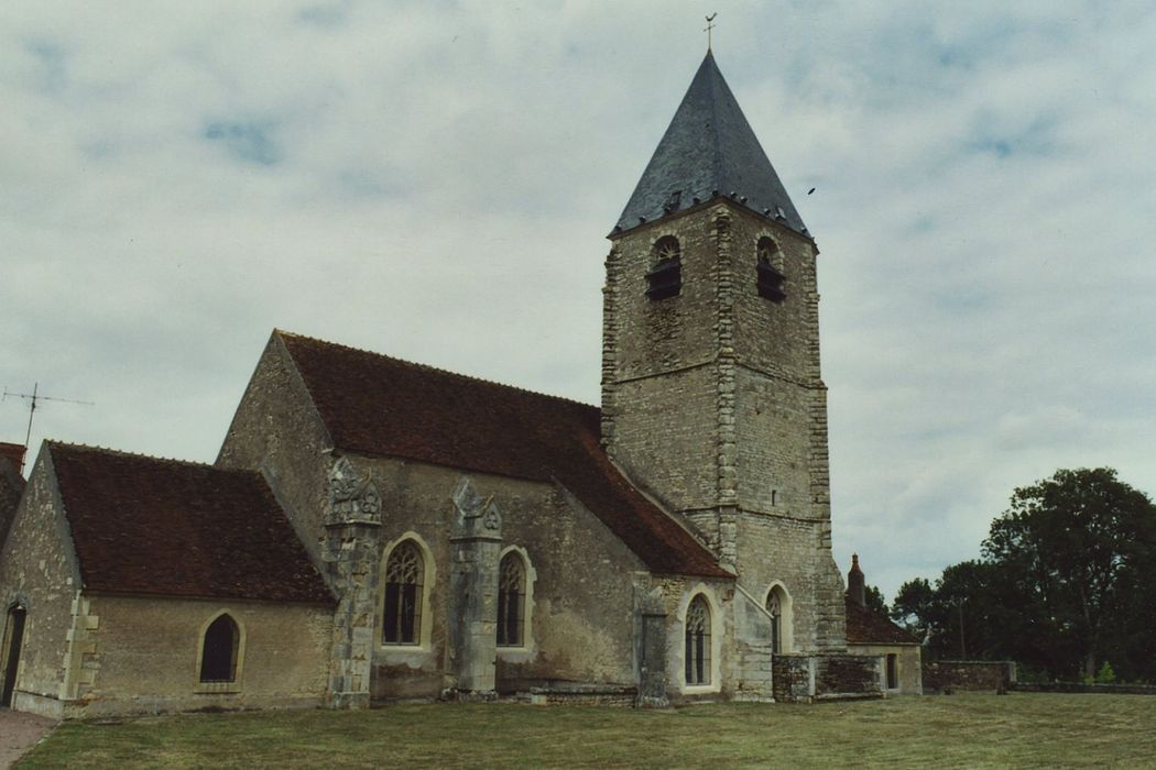 Eglise : Façade latérale sud, vue générale