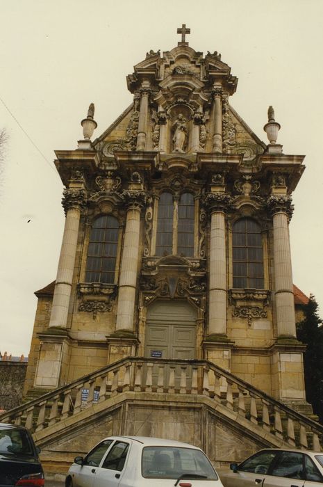 Couvent des Soeurs de la Charité : Chapelle, façade occidentale, vue générale