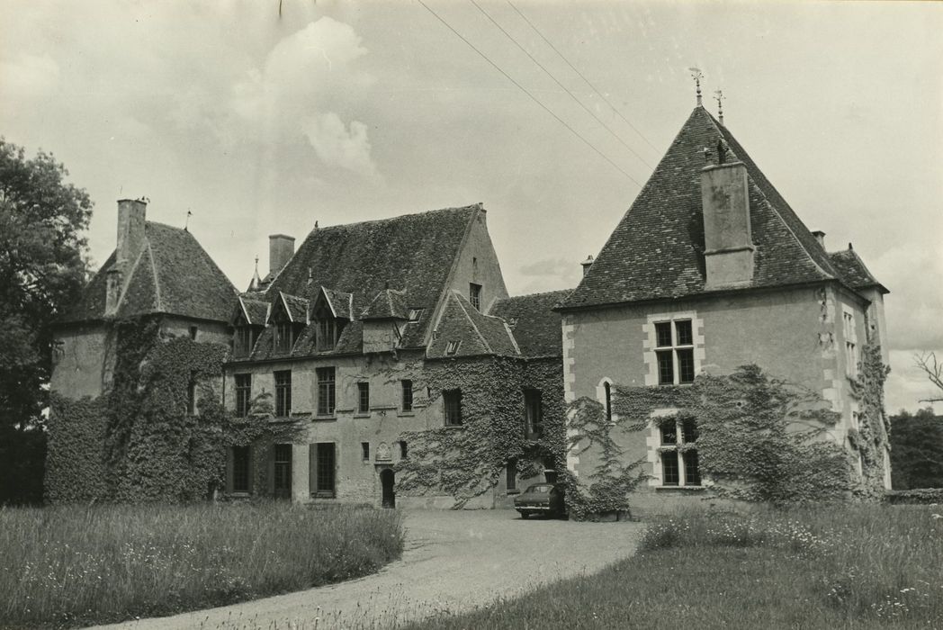 Château de la Chaise : Ensemble ouest, vue générale