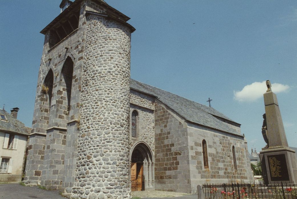 Eglise Saint-Saturnin : Ensemble sud-ouest, vue générale