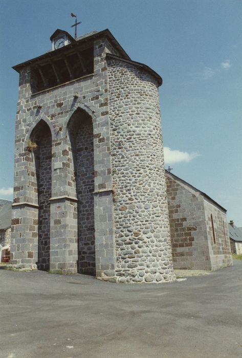 Eglise Saint-Saturnin : Façade occidentale, vue générale