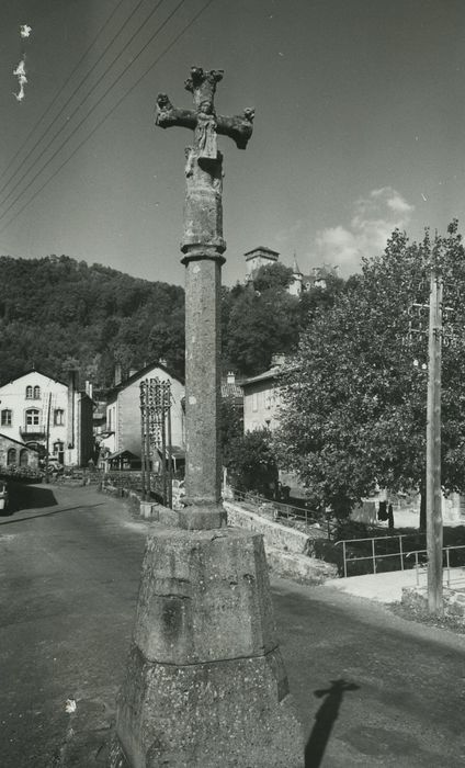 Croix de chemin, vue générale