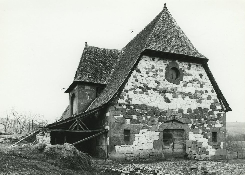 Ferme de la Borie-Grande : Grange, pignon est, vue générale