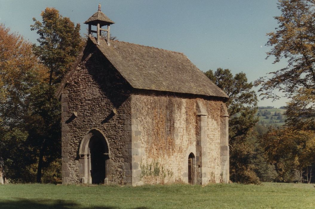 Château de Broussette : Chapelle, ensemble sud-ouest, vue générale