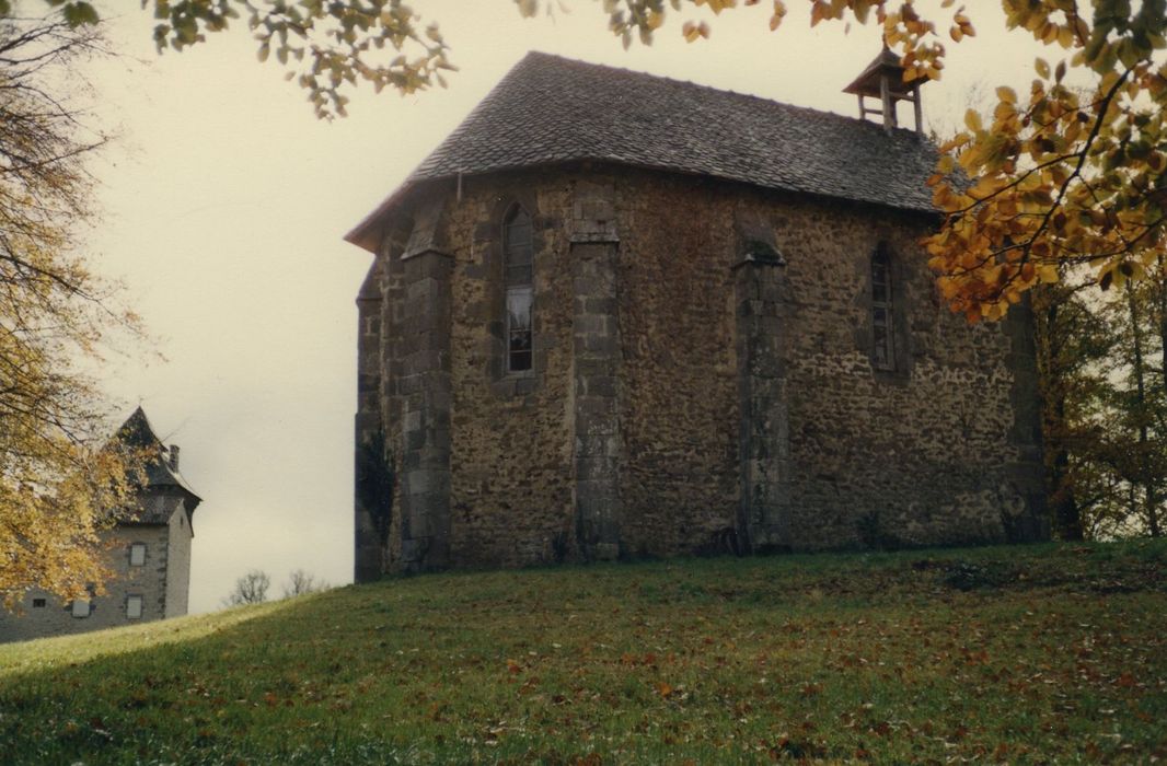 Château de Broussette : Chapelle, ensemble nord-est, vue générale