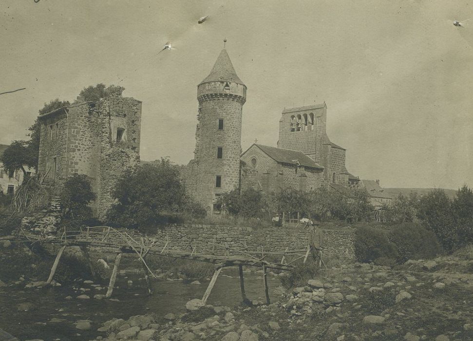 Ancien château : Ensemble sud-ouest, vue générale