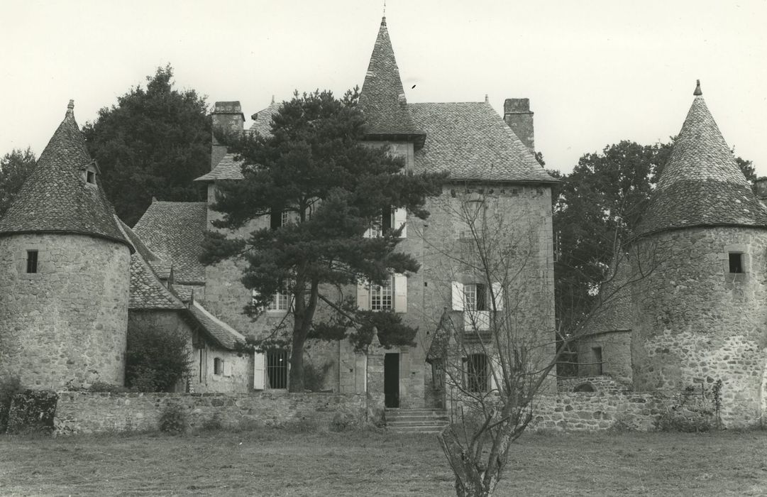 Château de la Pachevie : Ensemble sud, vue générale