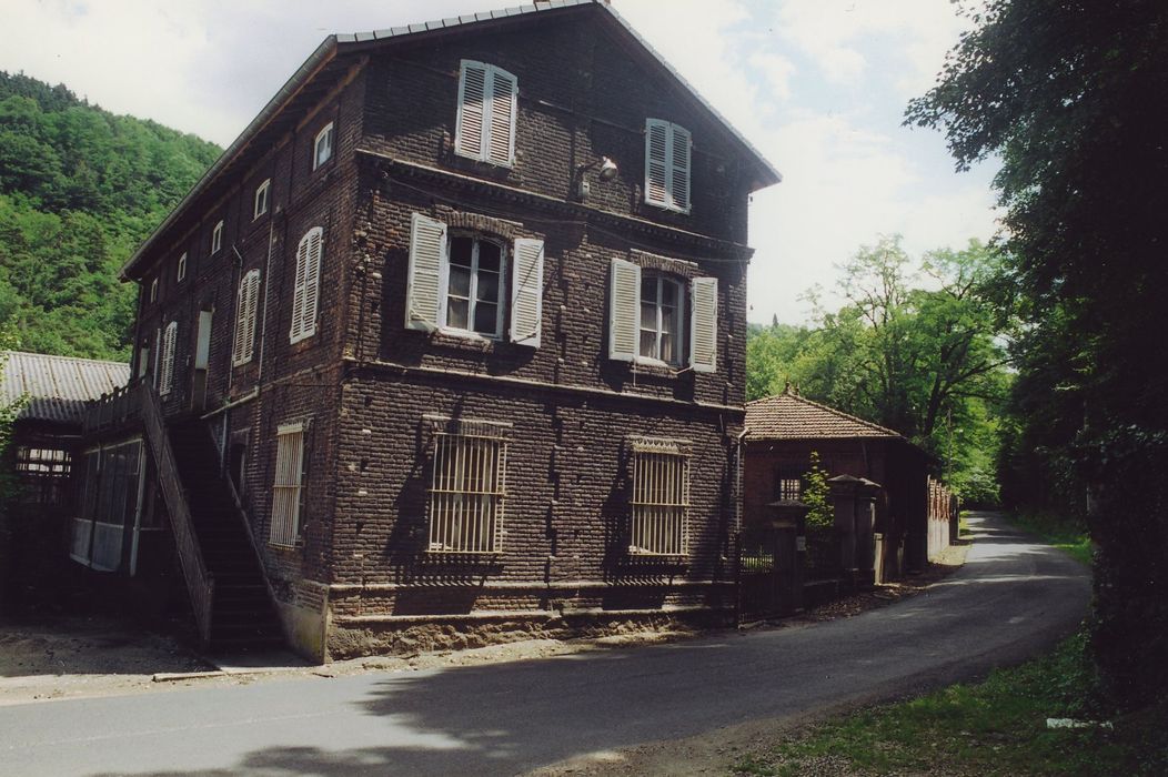 Fabrique de faux Dorian de l'Alliance : Logement sud, façades est et nord, vue générale