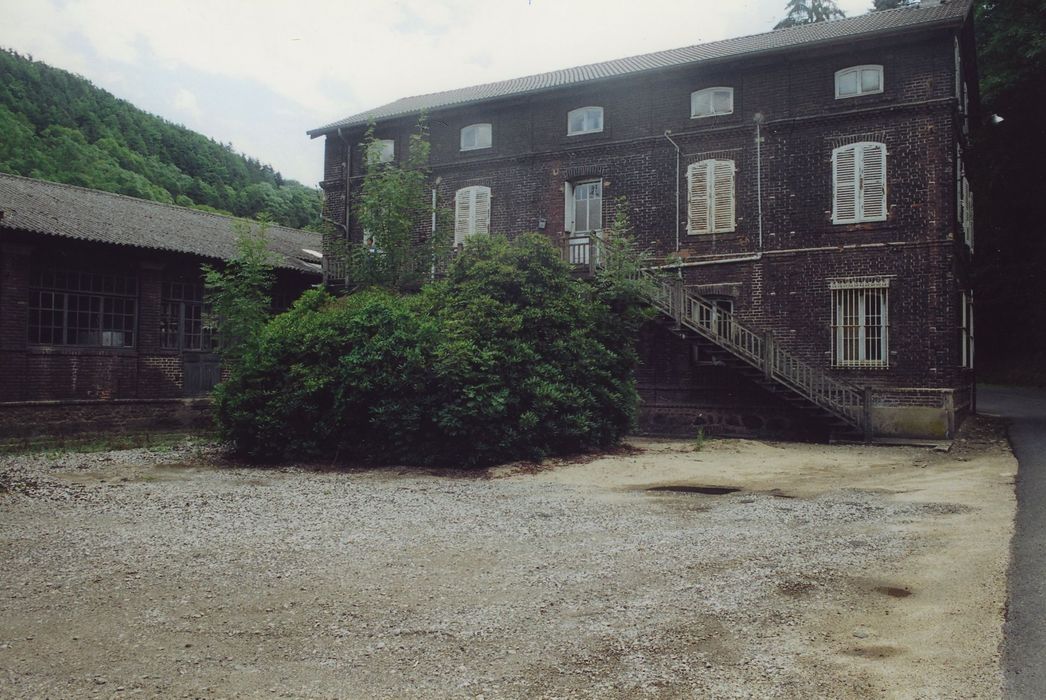 Fabrique de faux Dorian de l'Alliance : Logement sud, façade nord, vue générale