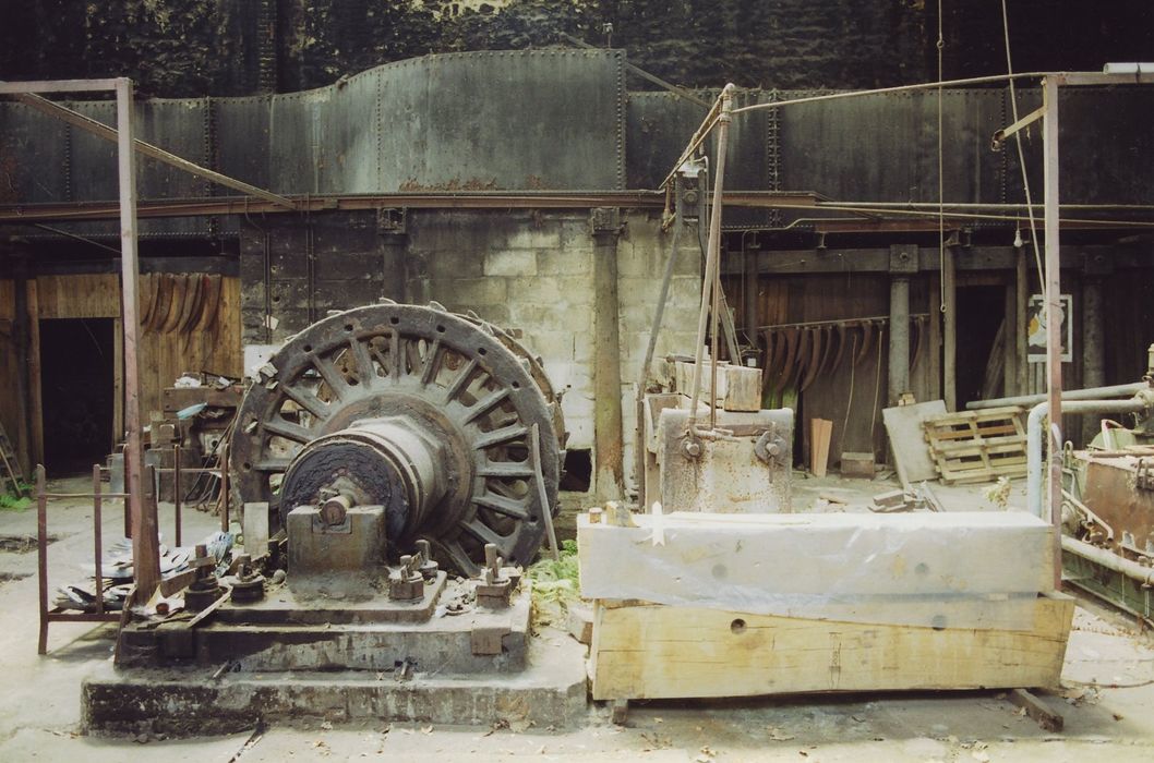 Fabrique de faux Dorian de l'Alliance : Atelier de platinage, vue générale