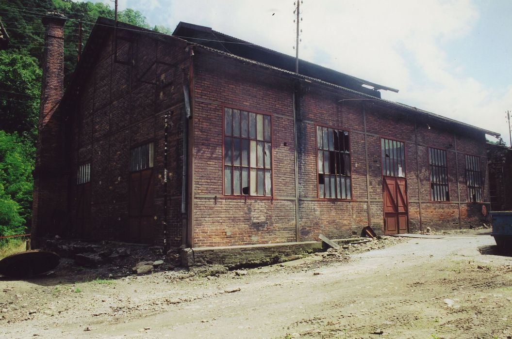 Fabrique de faux Dorian de l'Alliance : Atelier de trempe, façades nord et ouest, vue générale