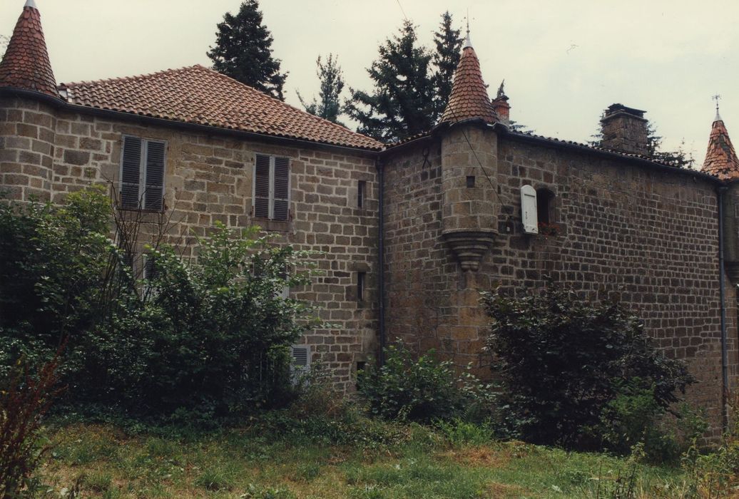 Château du Mazigon : Ensemble ouest, vue générale