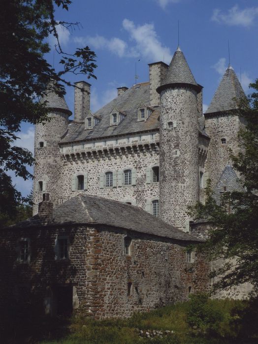 Château de Vachères : Façade ouest, vue partielle