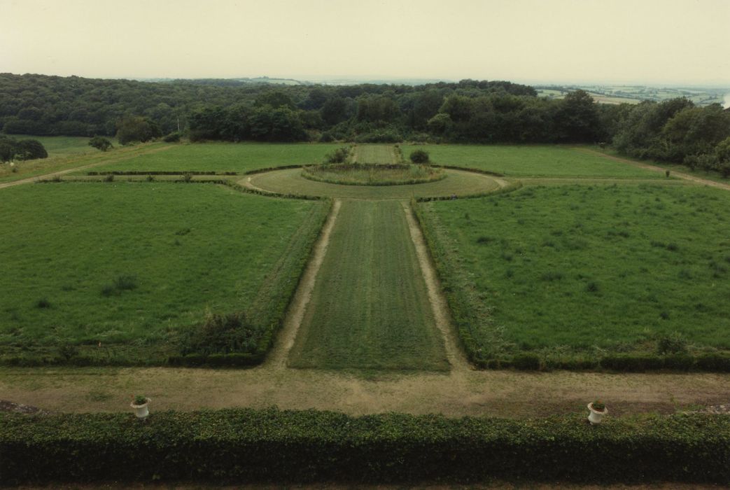 Château de Saulières : Jardins ouest, vue générale