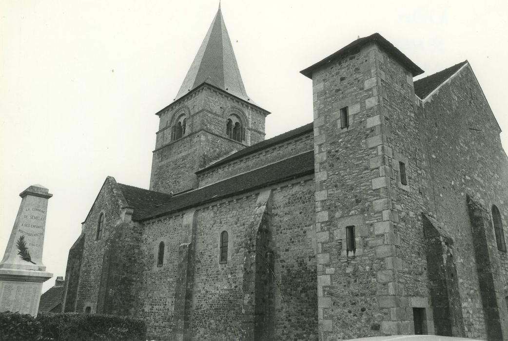 Eglise : Façade latérale nord, vue générale