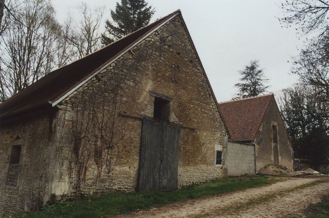 Anciennes forges de Chailloy : Bâtiments de forge, ensemble est, vue générale