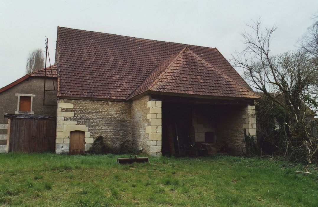 Anciennes forges de Chailloy : Bâtiment de ferme, façade ouest, vue générale