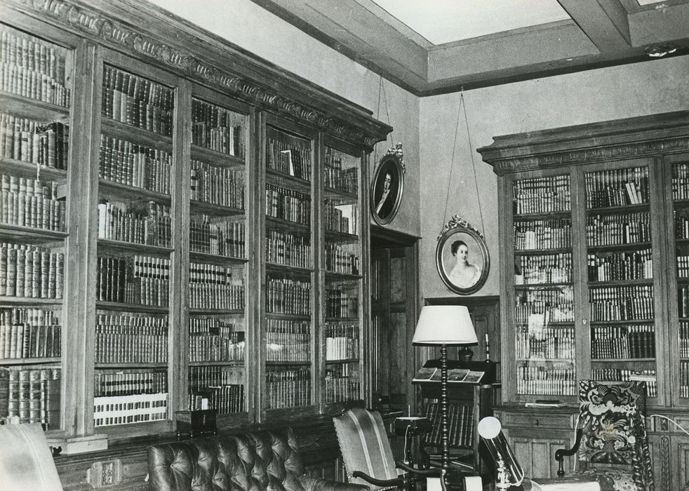 Château de Paulhac : Bibliothèque, vue partielle