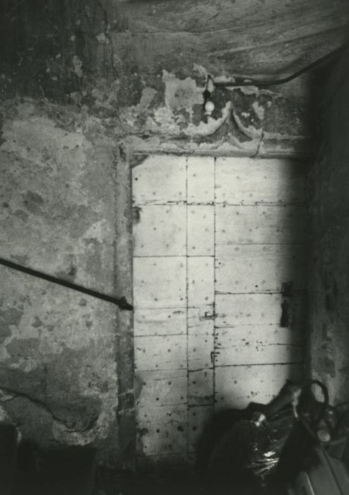 Maison Saint-Christophe : Tourelle d’escalier, détail d’une porte d’accès intérieure