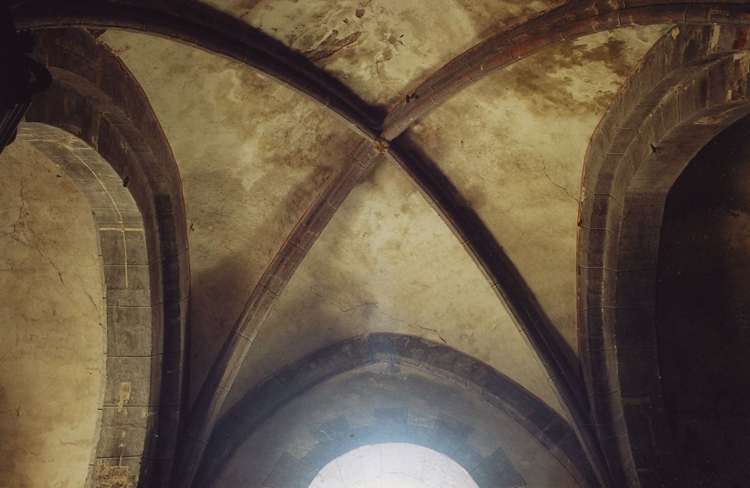 Eglise Saint-Hilaire de Moissac : Voûte de la croisée du transept, vue générale