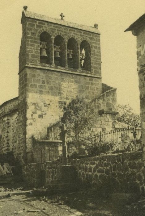 Eglise Saint-Hilaire de Moissac : Façade sud, vue générale